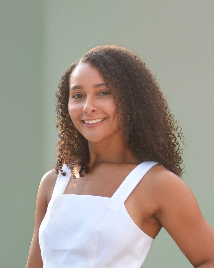 Gabrielle Newton